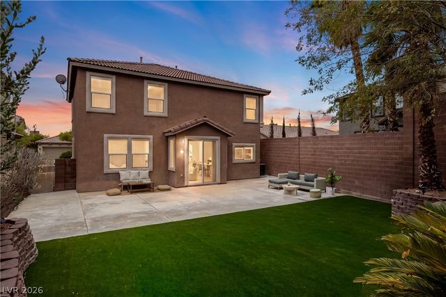 537 Lacabana Beach Drive, Las Vegas, NV 89138