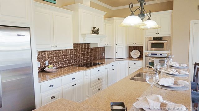 68 Country Hill, Ardmore, OK 73401