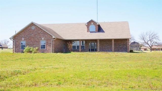 68 Country Hill, Ardmore, OK 73401
