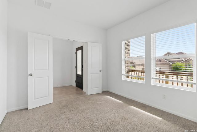 31821 Nimbus Dr, San Antonio, TX 78163