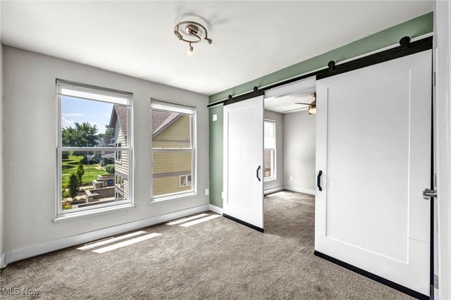 11901 Detroit Avenue, Lakewood, OH 44107