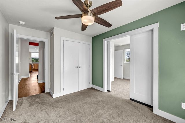 11901 Detroit Avenue, Lakewood, OH 44107