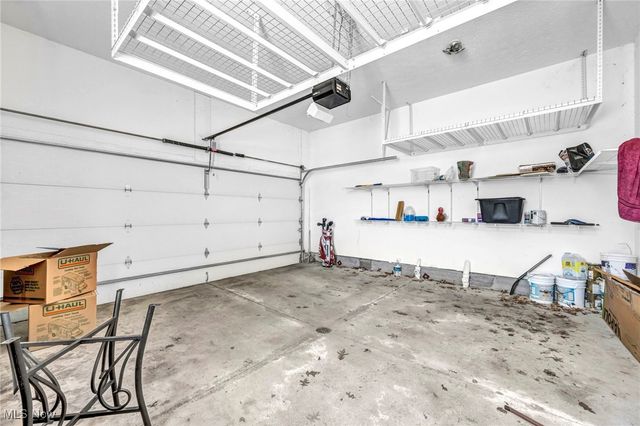 11901 Detroit Avenue, Lakewood, OH 44107