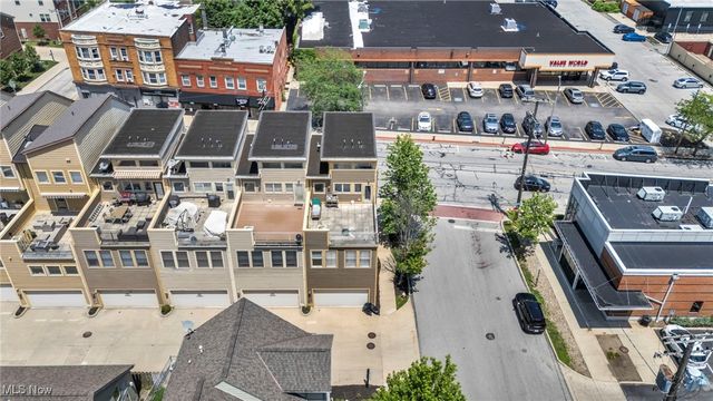 11901 Detroit Avenue, Lakewood, OH 44107