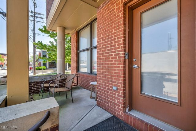 11901 Detroit Avenue, Lakewood, OH 44107