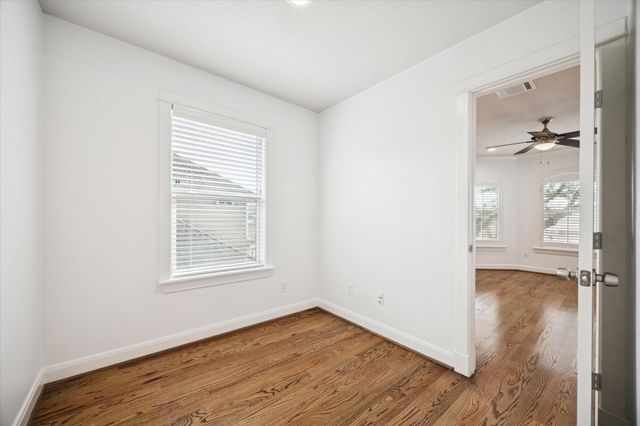 2524 Harvard Street, Houston, TX 77008