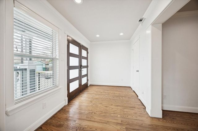 2524 Harvard Street, Houston, TX 77008