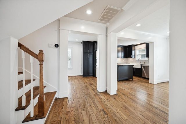 2524 Harvard Street, Houston, TX 77008