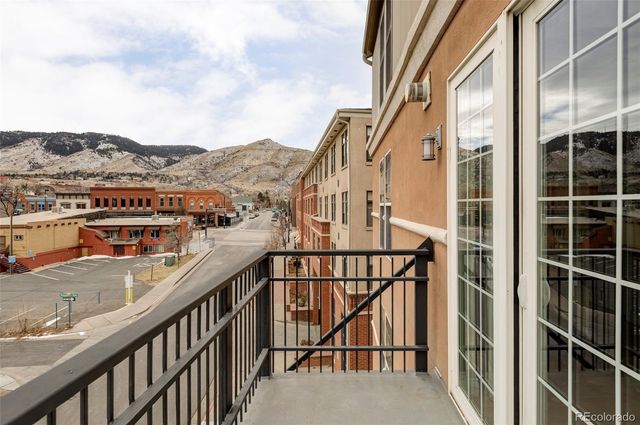 660 11th Street 301, Golden, CO 80401