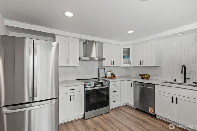18300 8TH AVE NE, Shoreline, WA 98155