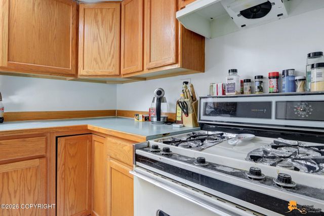 732 N Bliss Street, Anchorage, AK 99508