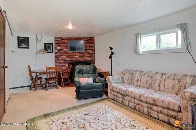 732 N Bliss Street, Anchorage, AK 99508