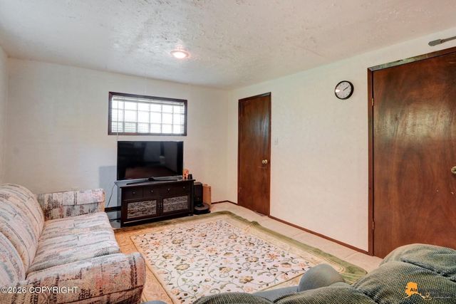 732 N Bliss Street, Anchorage, AK 99508