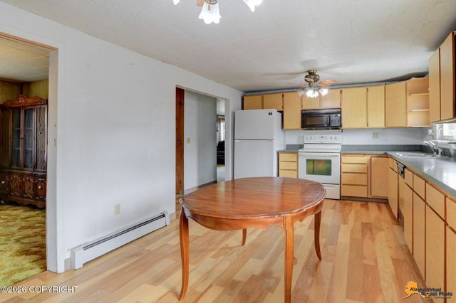 732 N Bliss Street, Anchorage, AK 99508