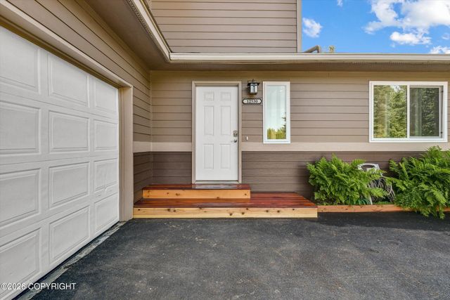 12530 Freitag Circle, Anchorage, AK 99516