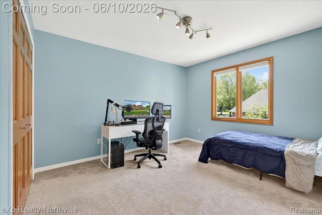 20909 Dundee Drive, Novi, MI 48375