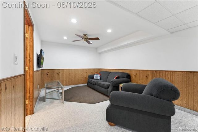 20909 Dundee Drive, Novi, MI 48375
