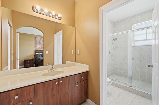 5825 Siena Lane, Hollywood, FL 33021