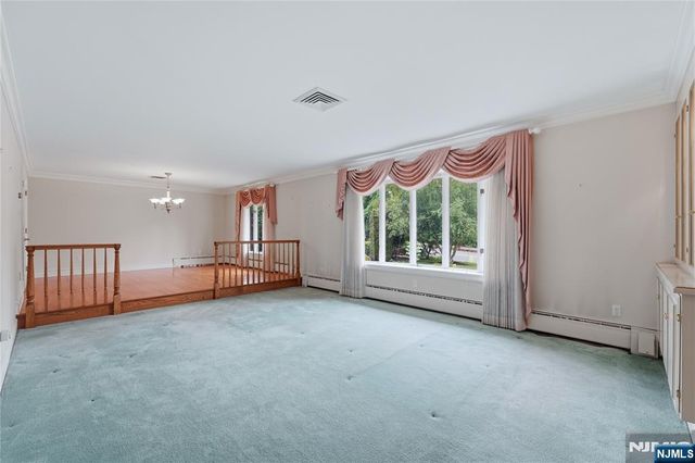 249 River Drive, Elmwood Park, NJ 07407