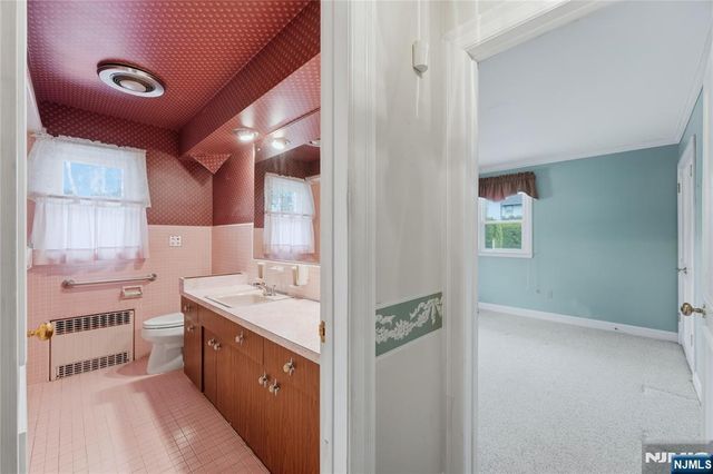 249 River Drive, Elmwood Park, NJ 07407