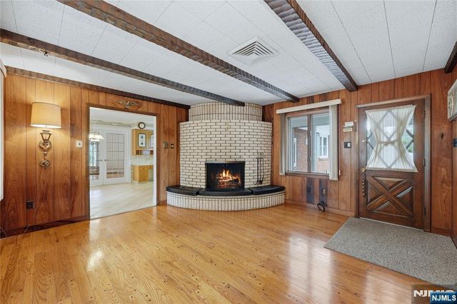 249 River Drive, Elmwood Park, NJ 07407