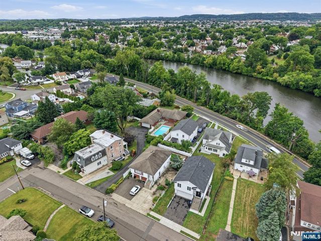 249 River Drive, Elmwood Park, NJ 07407