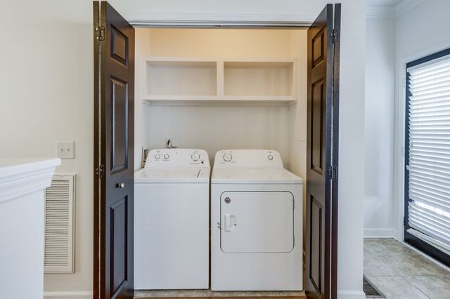 1002 McKenna Dr, Thompsons Station, TN 37179