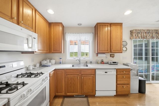 53 River 505, Billerica, MA 01821