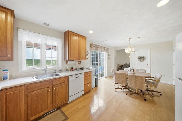53 River 505, Billerica, MA 01821