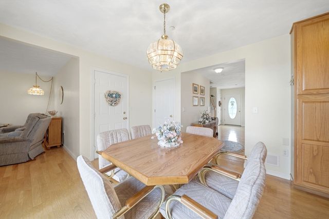53 River 505, Billerica, MA 01821