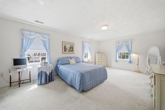 53 River 505, Billerica, MA 01821
