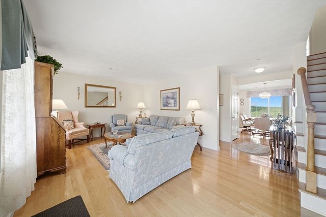 53 River 505, Billerica, MA 01821