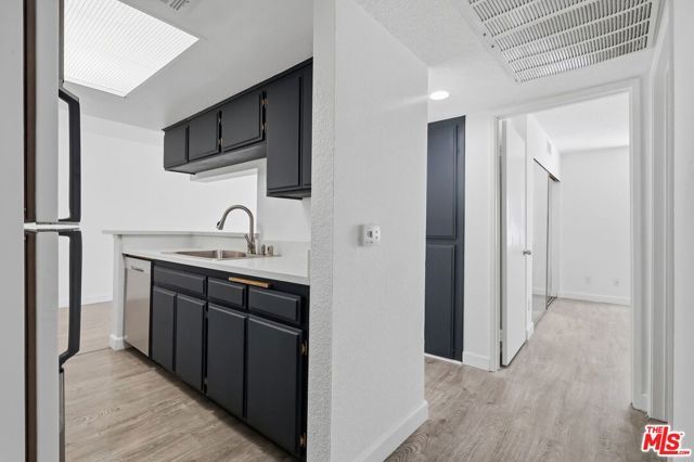 11015 Morrison Street 205, Los Angeles, CA 91601