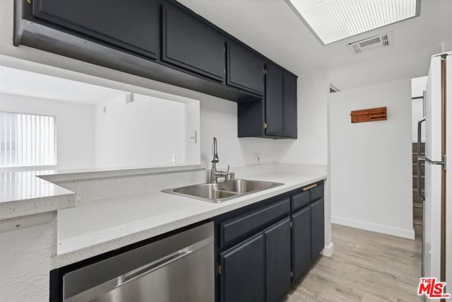 11015 Morrison Street 205, Los Angeles, CA 91601