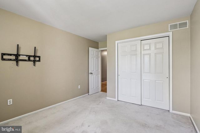 150 JONATHAN DR, North Wales, PA 19454
