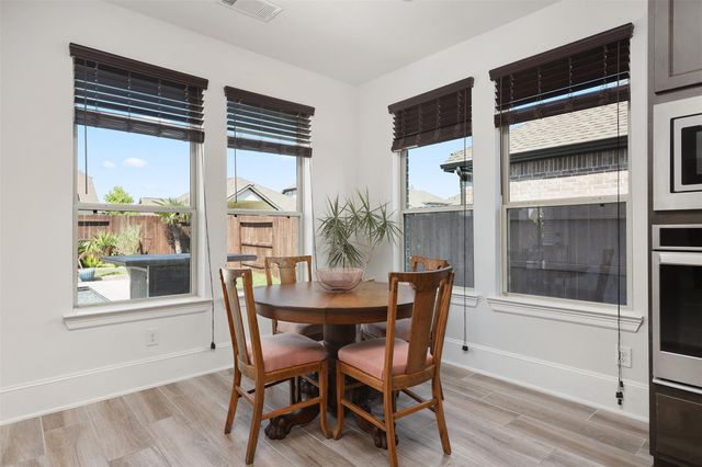 13018 Wintery Tide Drive, Texas City, TX 77568