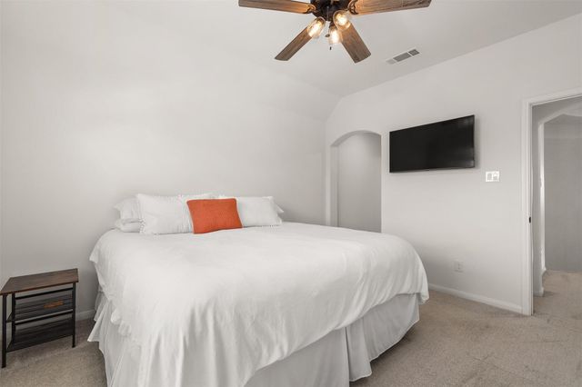 13018 Wintery Tide Drive, Texas City, TX 77568