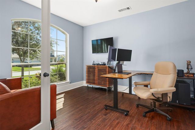 13018 Wintery Tide Drive, Texas City, TX 77568