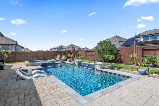 13018 Wintery Tide Drive, Texas City, TX 77568