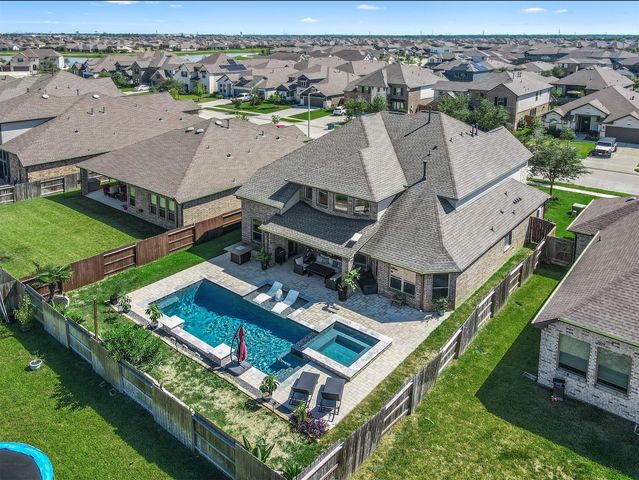 13018 Wintery Tide Drive, Texas City, TX 77568