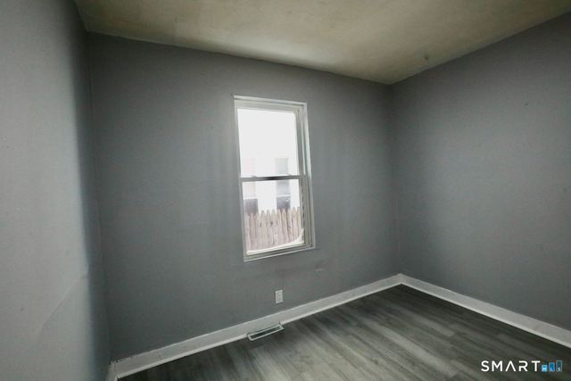 156 Poplar Street 1, New Haven, CT 06513