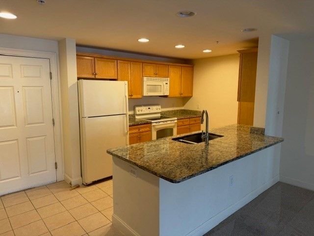 1214 Emerald Court 1214, Tewksbury, MA 01876