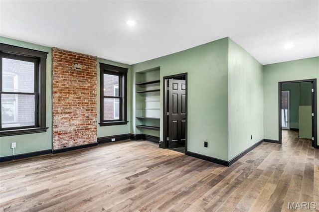 4402 Arco Avenue, St Louis, MO 63110
