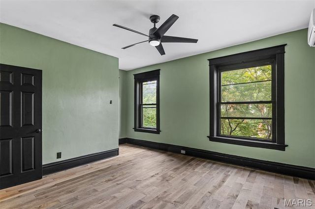 4402 Arco Avenue, St Louis, MO 63110