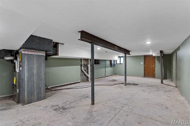 4402 Arco Avenue, St Louis, MO 63110