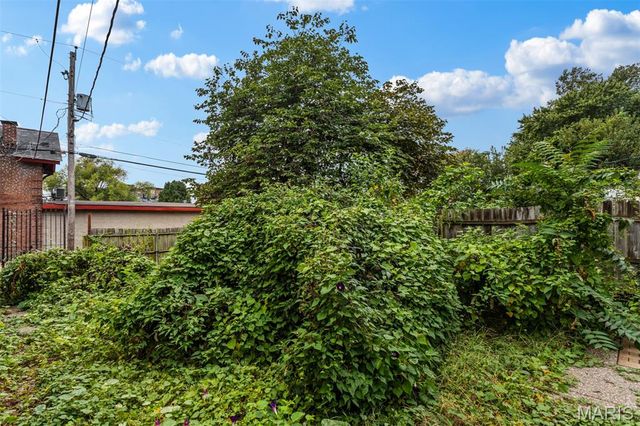 4402 Arco Avenue, St Louis, MO 63110