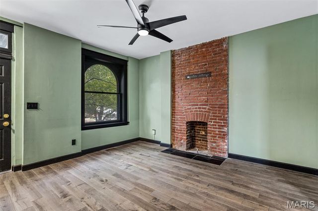 4402 Arco Avenue, St Louis, MO 63110