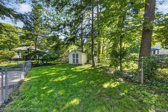 1905 Steere Place, Ann Arbor, MI 48104