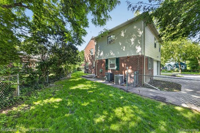 1905 Steere Place, Ann Arbor, MI 48104