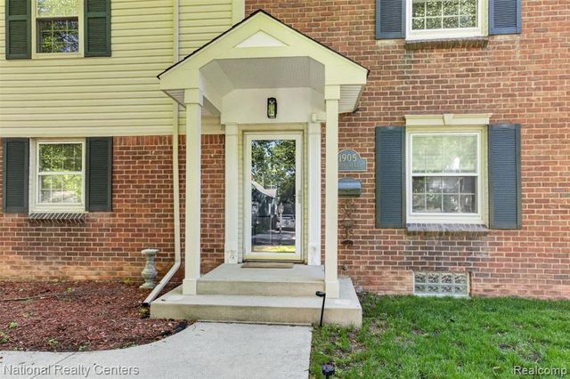 1905 Steere Place, Ann Arbor, MI 48104